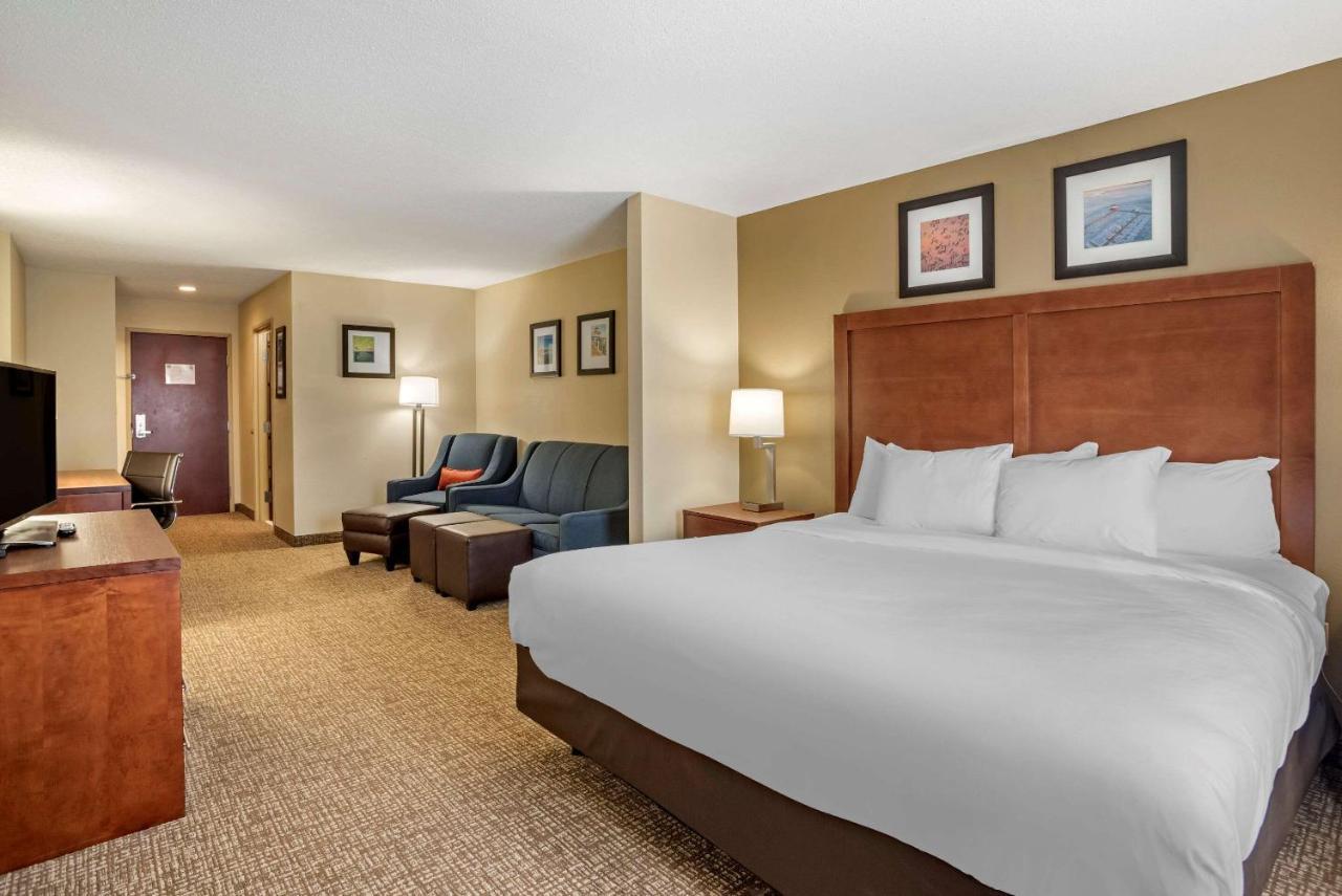 Comfort Inn & Suites Cambridge Dış mekan fotoğraf
