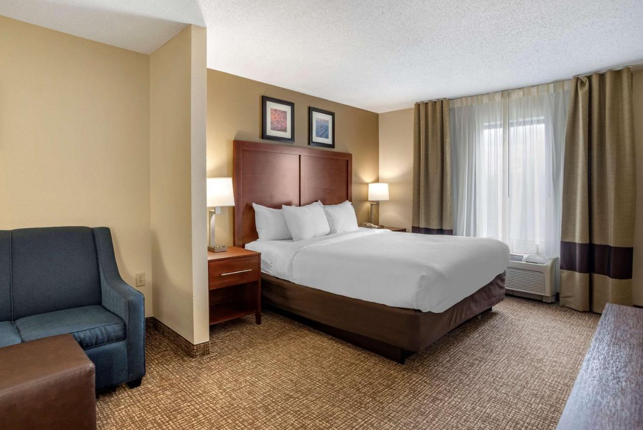 Comfort Inn & Suites Cambridge Dış mekan fotoğraf