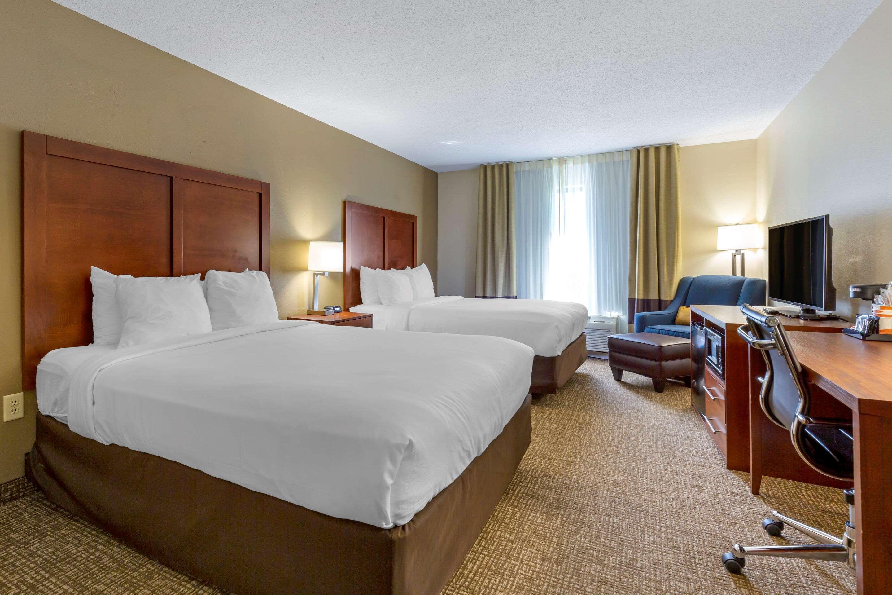 Comfort Inn & Suites Cambridge Dış mekan fotoğraf
