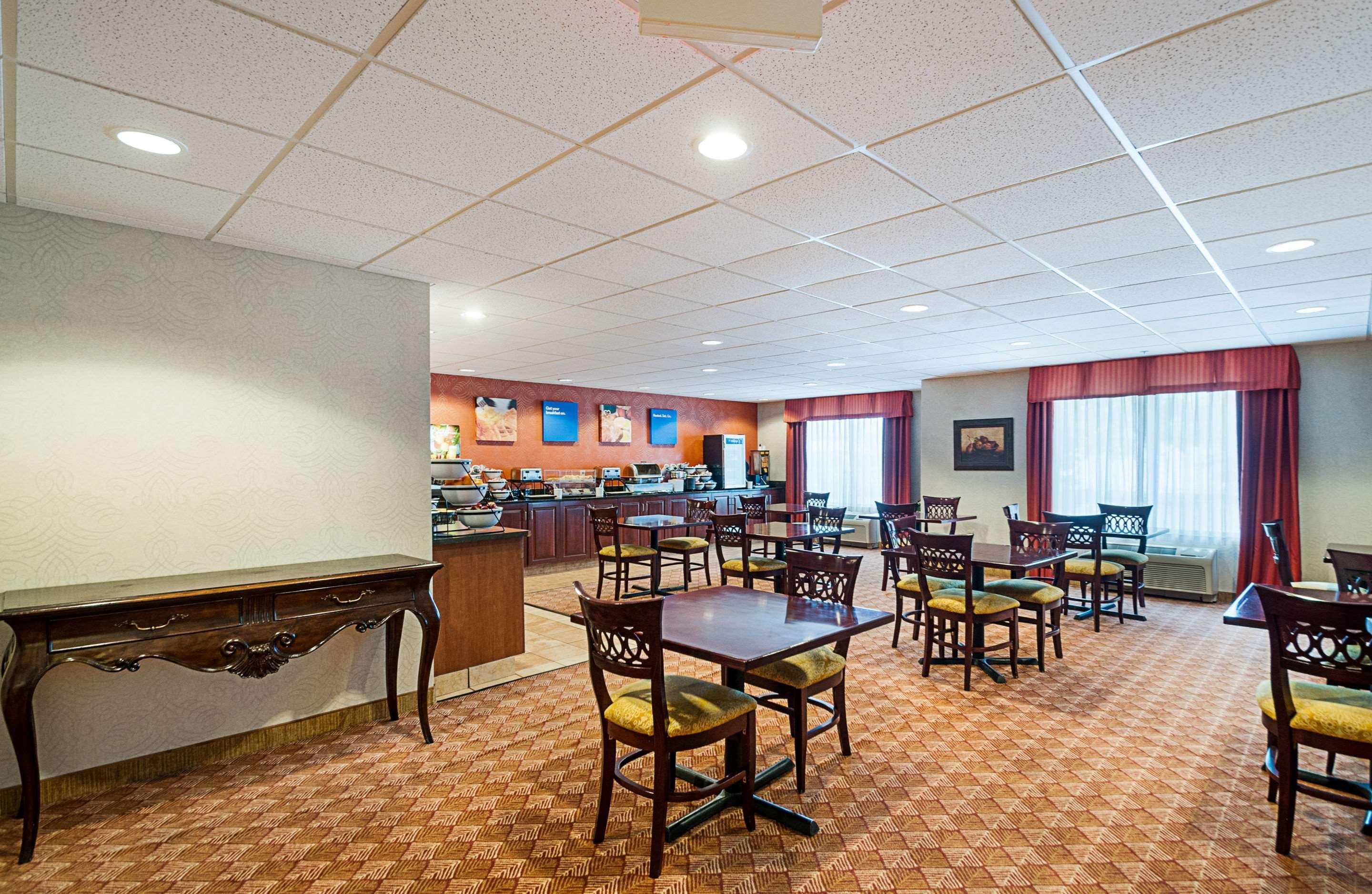 Comfort Inn & Suites Cambridge Dış mekan fotoğraf