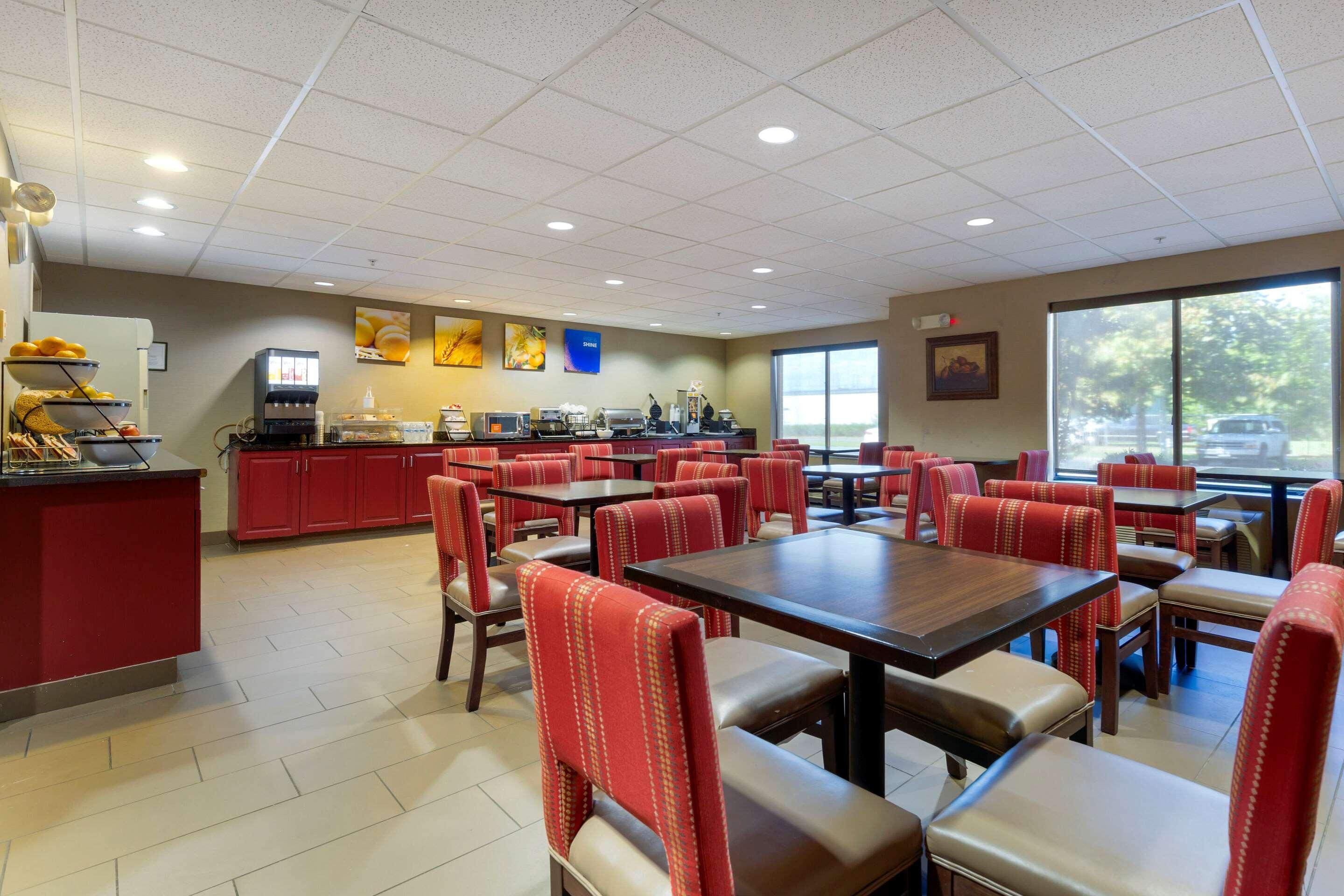Comfort Inn & Suites Cambridge Dış mekan fotoğraf